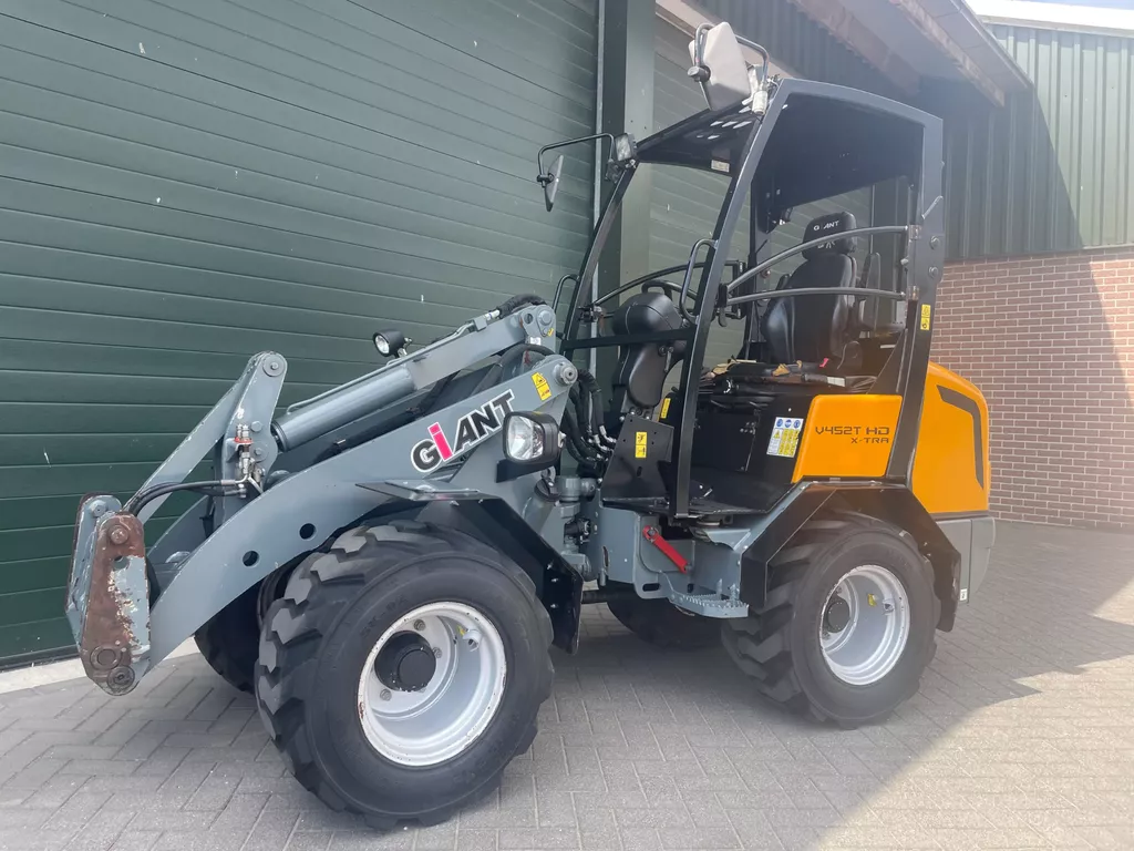 Giant V452T X-TRA HD 452 HD Extra