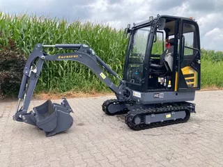 Eurotrac H&Eacute; 18 minigraver kraan